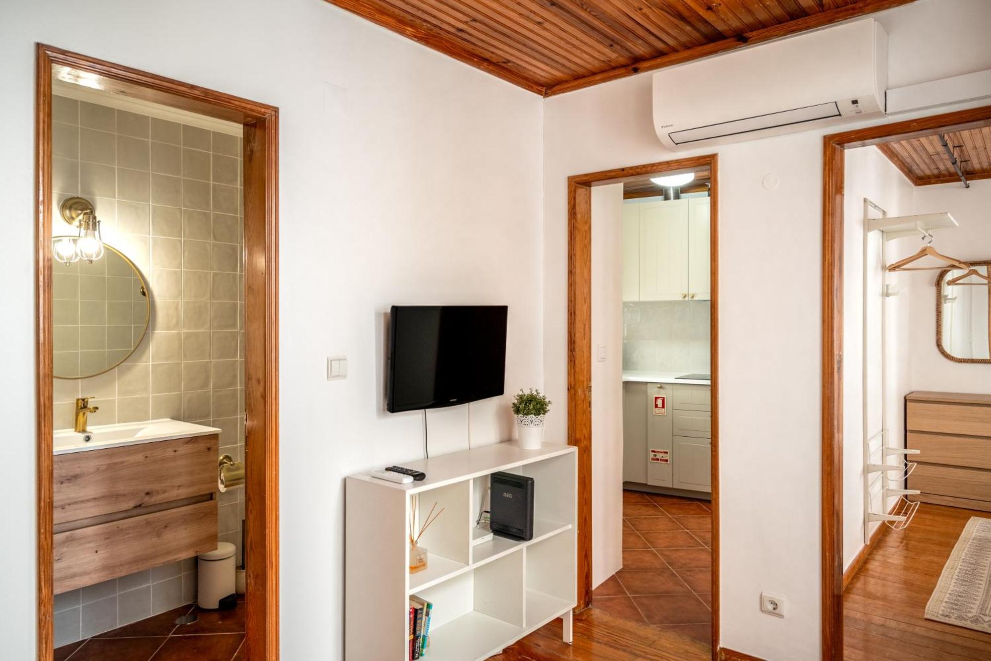 Alfama Terrace 360º - Private Terrace With Exceptional River View With A/C! Lissabon Buitenkant foto
